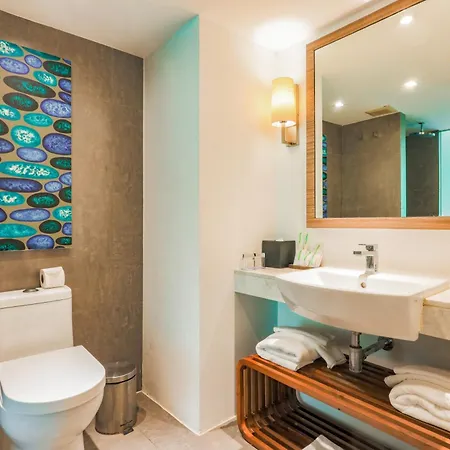 Holiday Inn Resort Phuket Karon Beach By Ihg Exterior photo