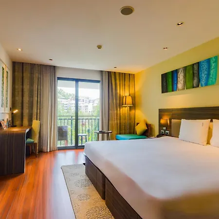Holiday Inn Resort Phuket Karon Beach By Ihg Exterior photo