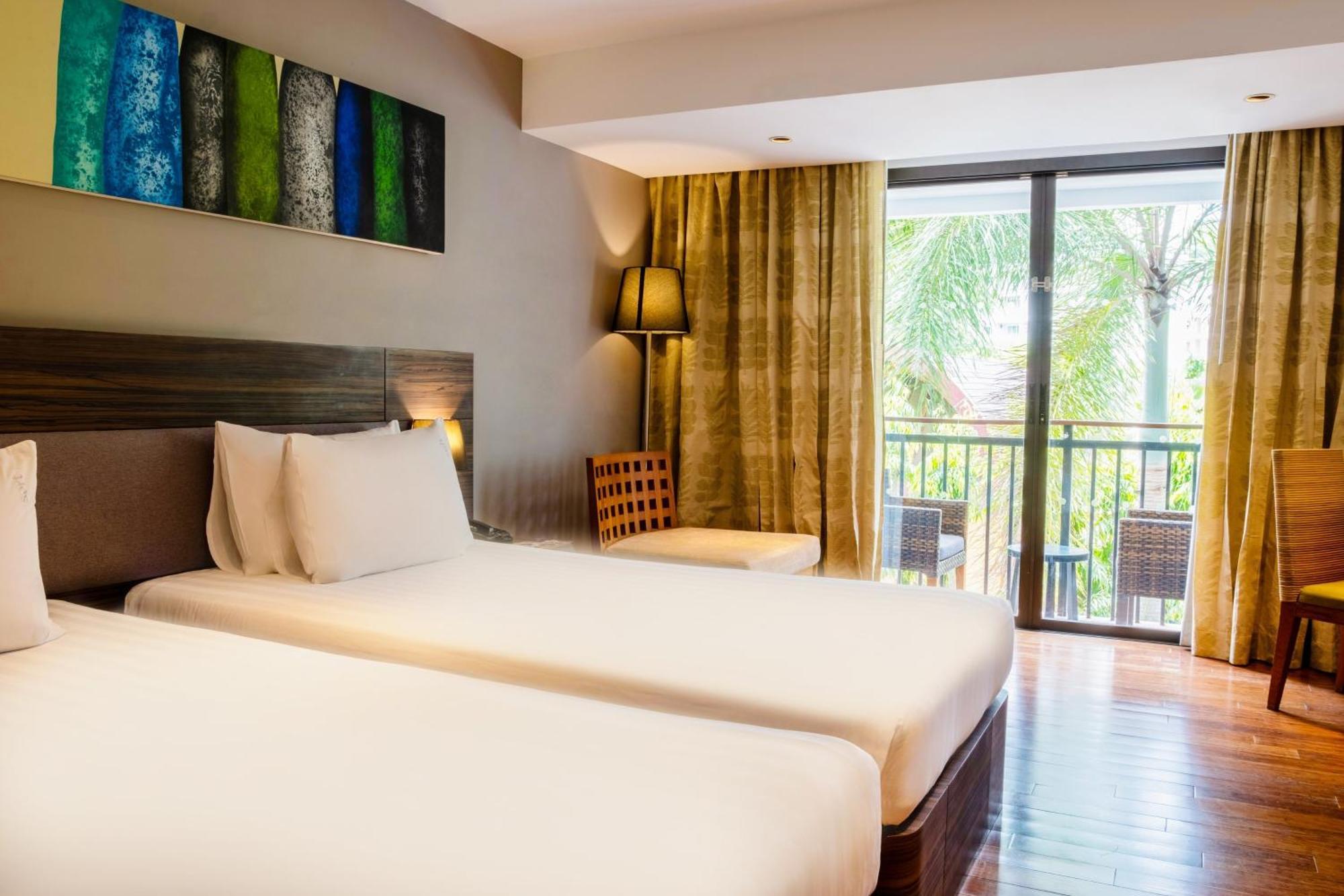 Hotel Destination Phuket - Sha Extra 4*
