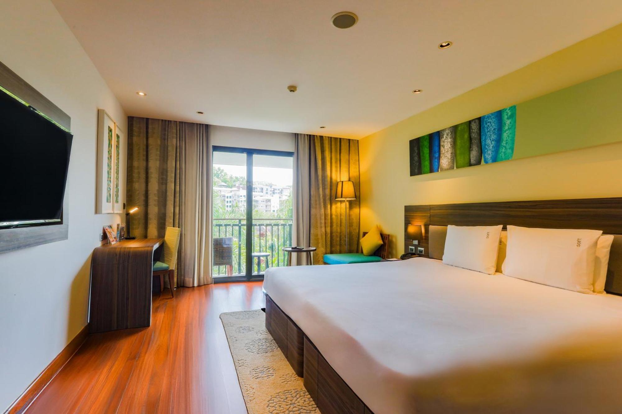 Hotel Phuket By Ihg Karon